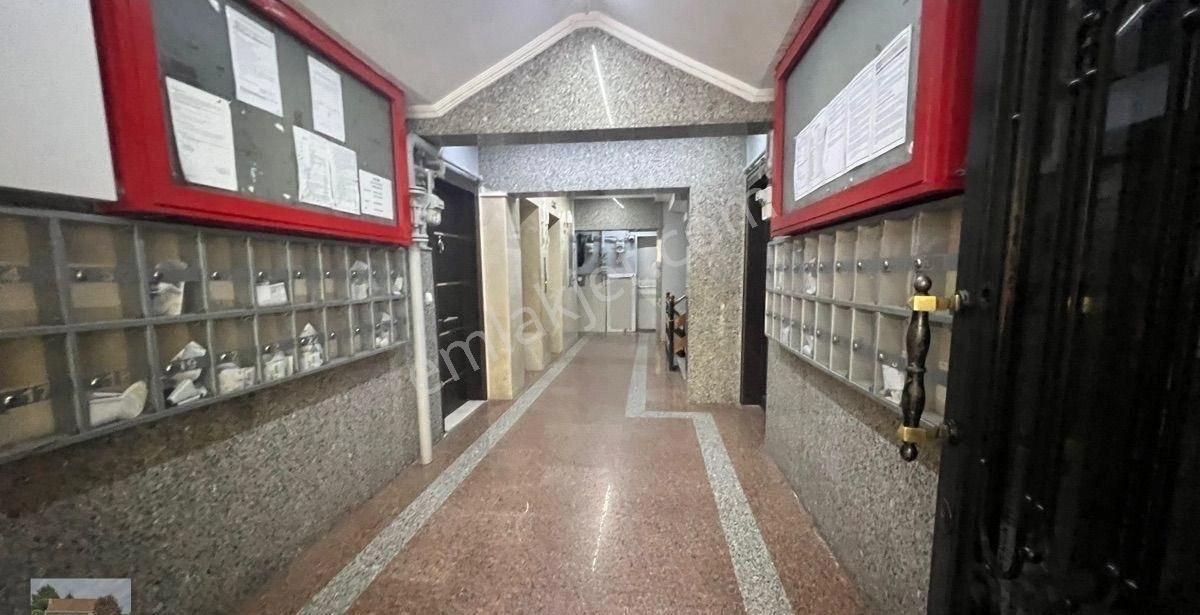 Derin Emlaktan Merkezde Şelale Evlerinde Asansörlü 24 Saat Güvenlikli Havuzlu Lüks Daire - Görsel 5