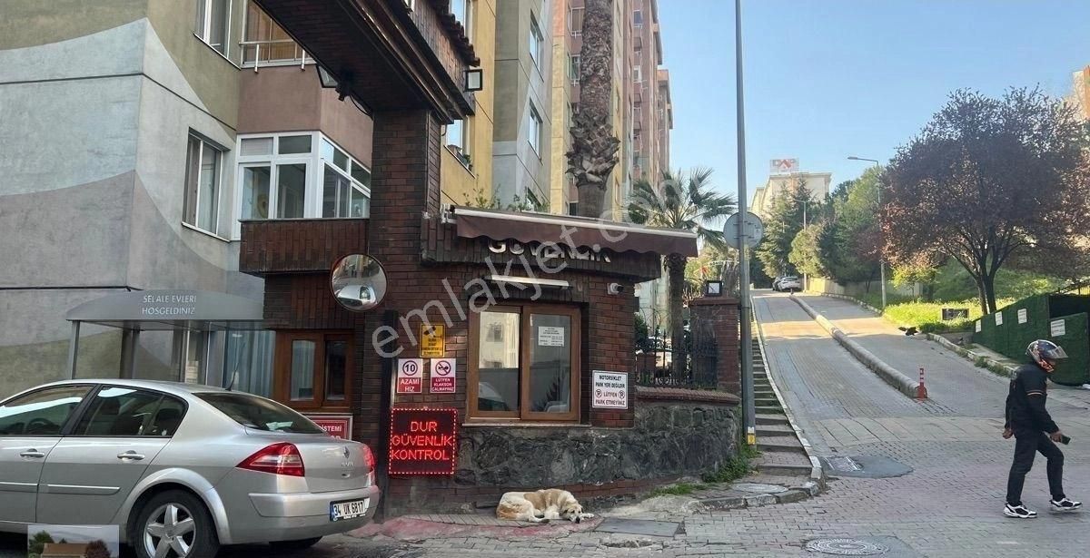 Derin Emlaktan Merkezde Şelale Evlerinde Asansörlü 24 Saat Güvenlikli Havuzlu Lüks Daire - Görsel 2