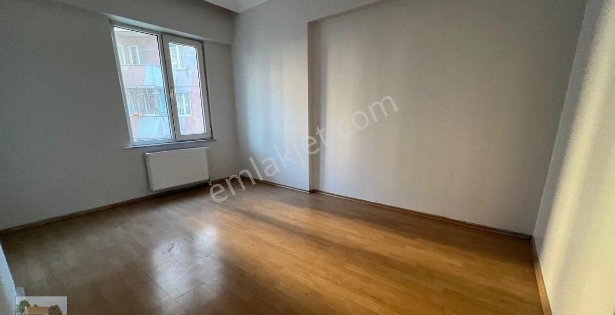 Derin Emlaktan Merkezde Güney Cepheli Havuz Manzaralı Lüks Ferah Daire - Görsel 20
