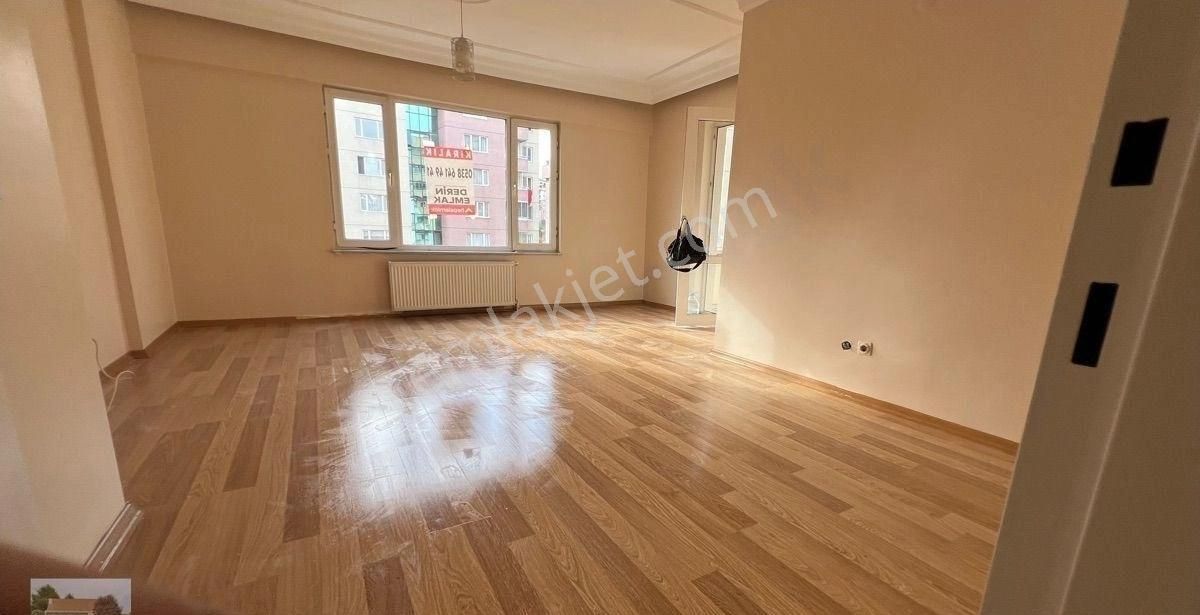 Derin Emlaktan Merkezde Güney Cepheli Havuz Manzaralı Lüks Ferah Daire - Görsel 14