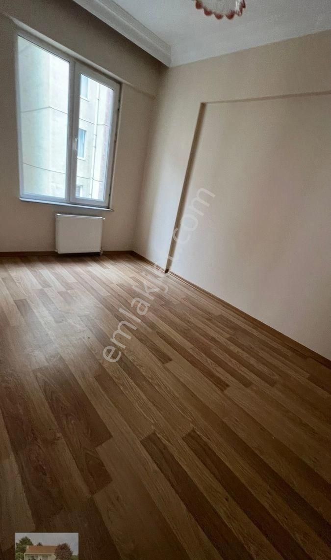 Derin Emlaktan Merkezde Güney Cepheli Havuz Manzaralı Lüks Ferah Daire - Görsel 2