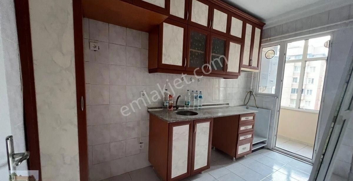 Derin Emlaktan Merkezde Güney Cepheli Havuz Manzaralı Lüks Ferah Daire - Görsel 6