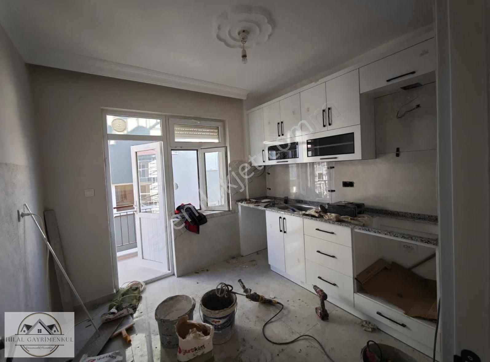 Hilal Gyarimenkul'den Yenigün Kapalı Pazar Dibi Doğalgazlı *3+1* - Görsel 3