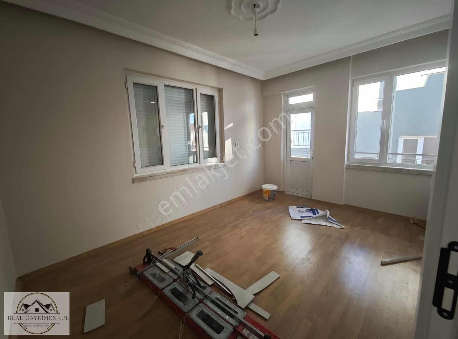 Hilal Gyarimenkul'den Yenigün Kapalı Pazar Dibi Doğalgazlı *3+1* - Görsel 12