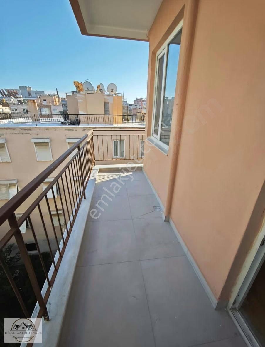 Hilal Gyarimenkul'den Yenigün Kapalı Pazar Dibi Doğalgazlı *3+1* - Görsel 14