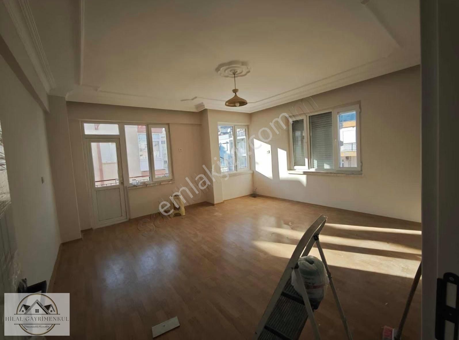 Hilal Gyarimenkul'den Yenigün Kapalı Pazar Dibi Doğalgazlı *3+1* - Görsel 4