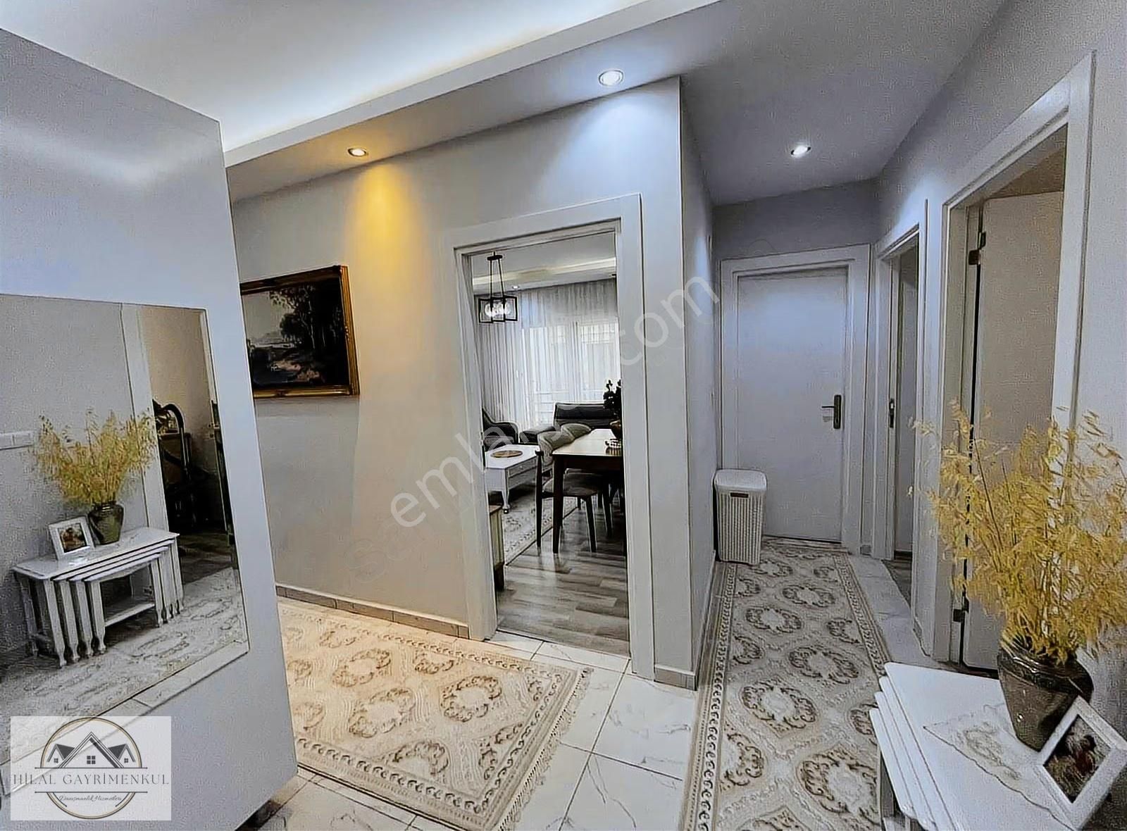 Hilal Gayrimenkulden Doğalgazlı,asansörlü,geniş*2+1* - Görsel 4