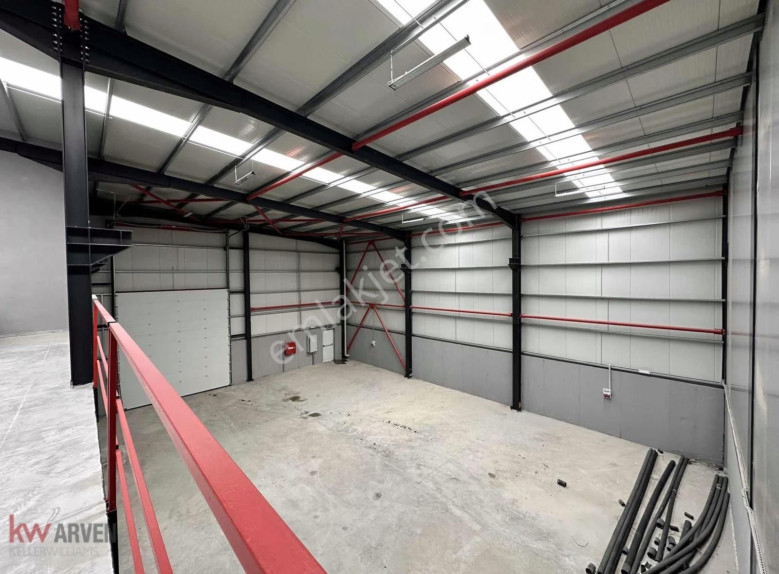 Kw Arven'den Yeniköy'de E5'e Komşu Kiralık Depo - Antrepo - Görsel 3