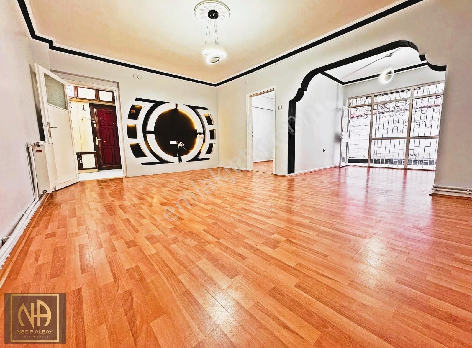 Etlik'de Osmanlı İş Merkezi Yanı Bahçeli Full Yapılı 2+1 Satılık - Görsel 10