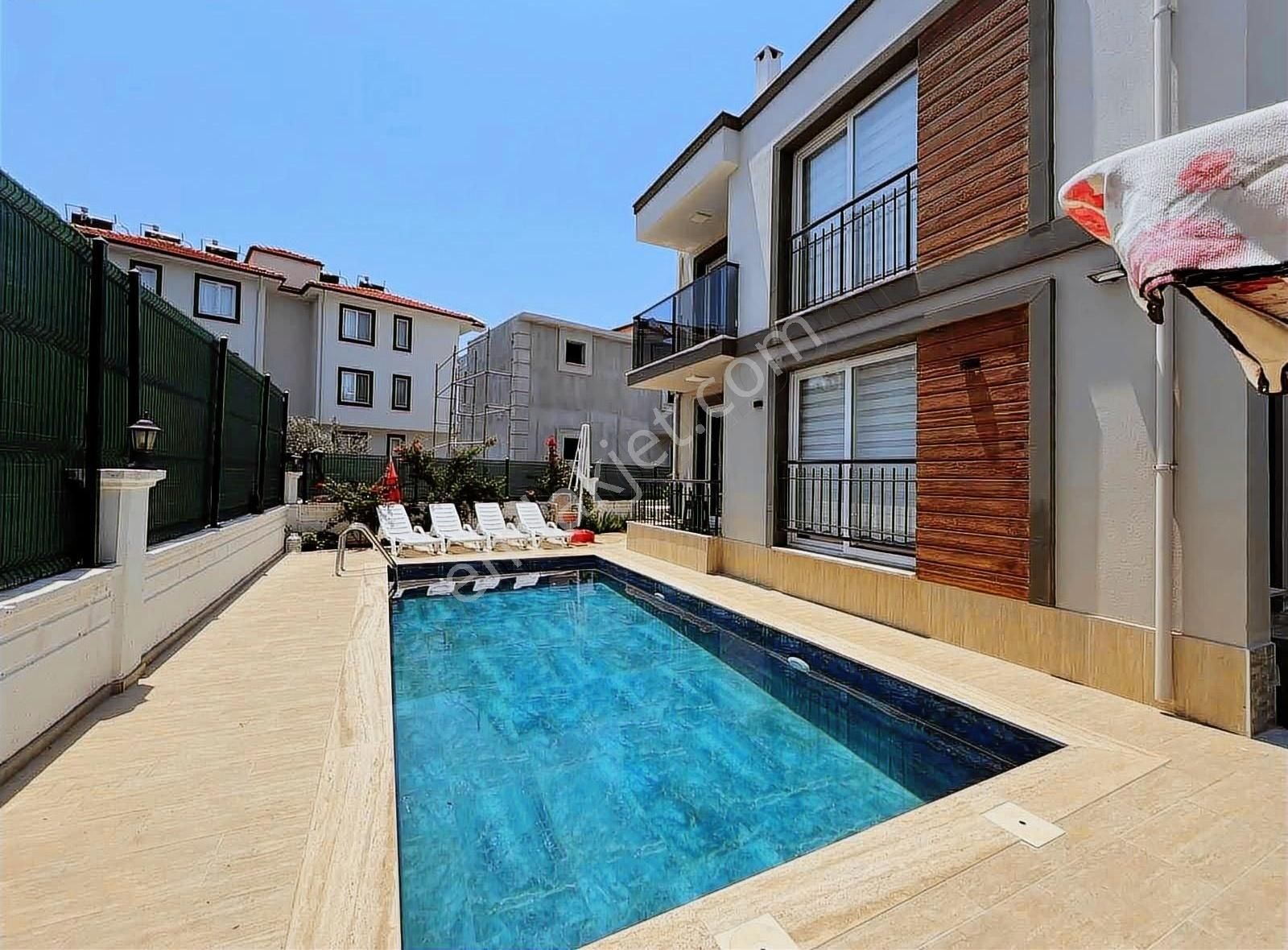 Gizemli Emlaktan Kiralık 4+1 Eşyalı Villa - Görsel 11