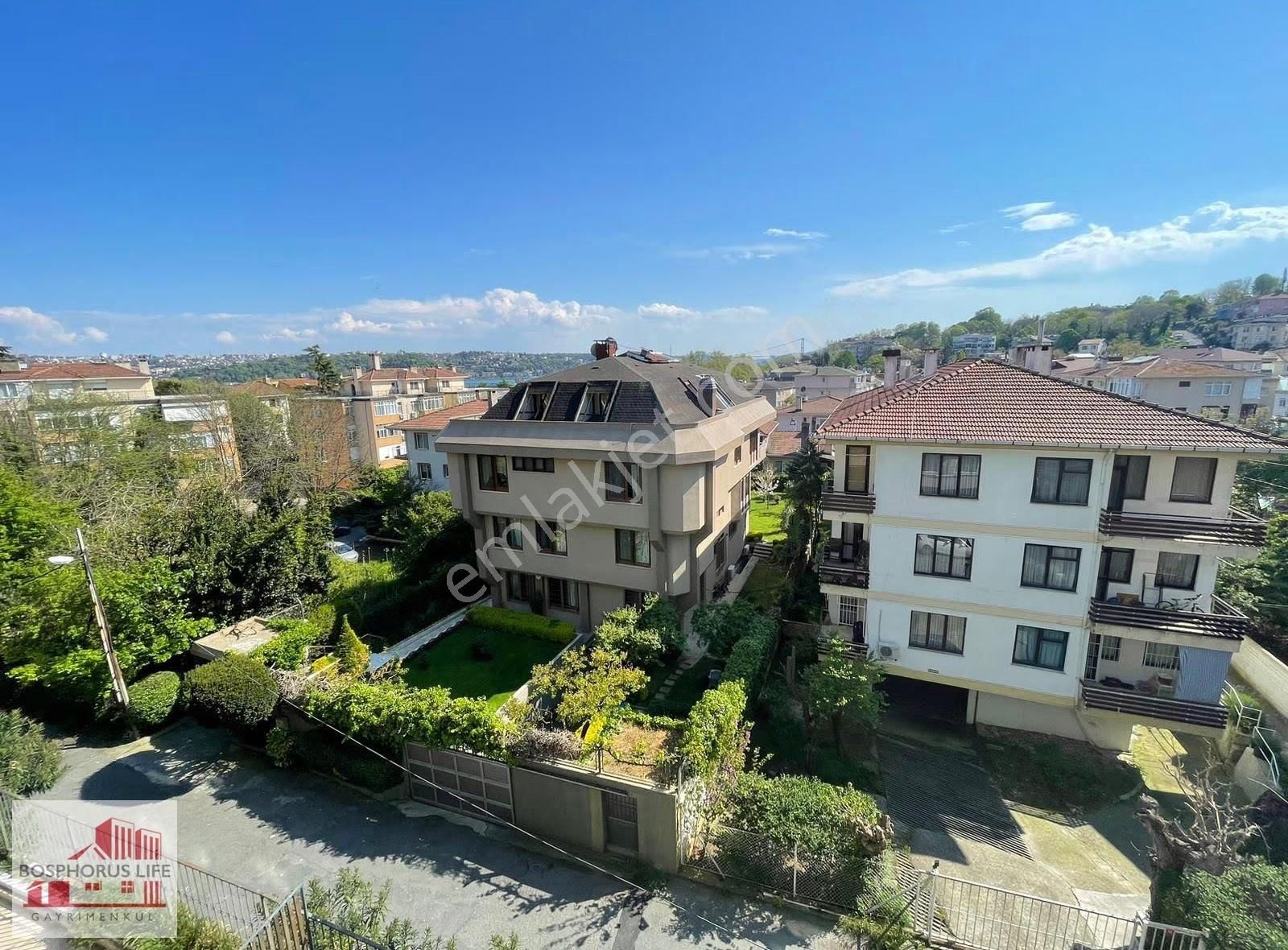 Yeniköyde Manzaralı Müstakil Girişli Tripleks - Görsel 3