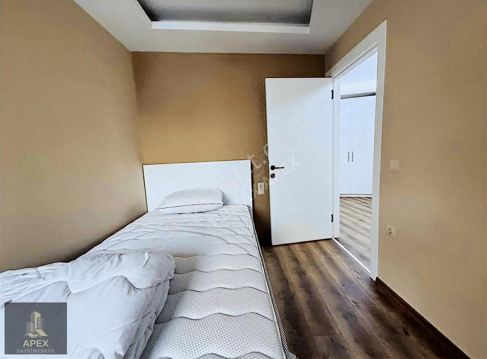 Muhteşem Konum Cadde Üzeri 1+1 Full Sıfır Eşyalı Kiralık Daire - Görsel 14