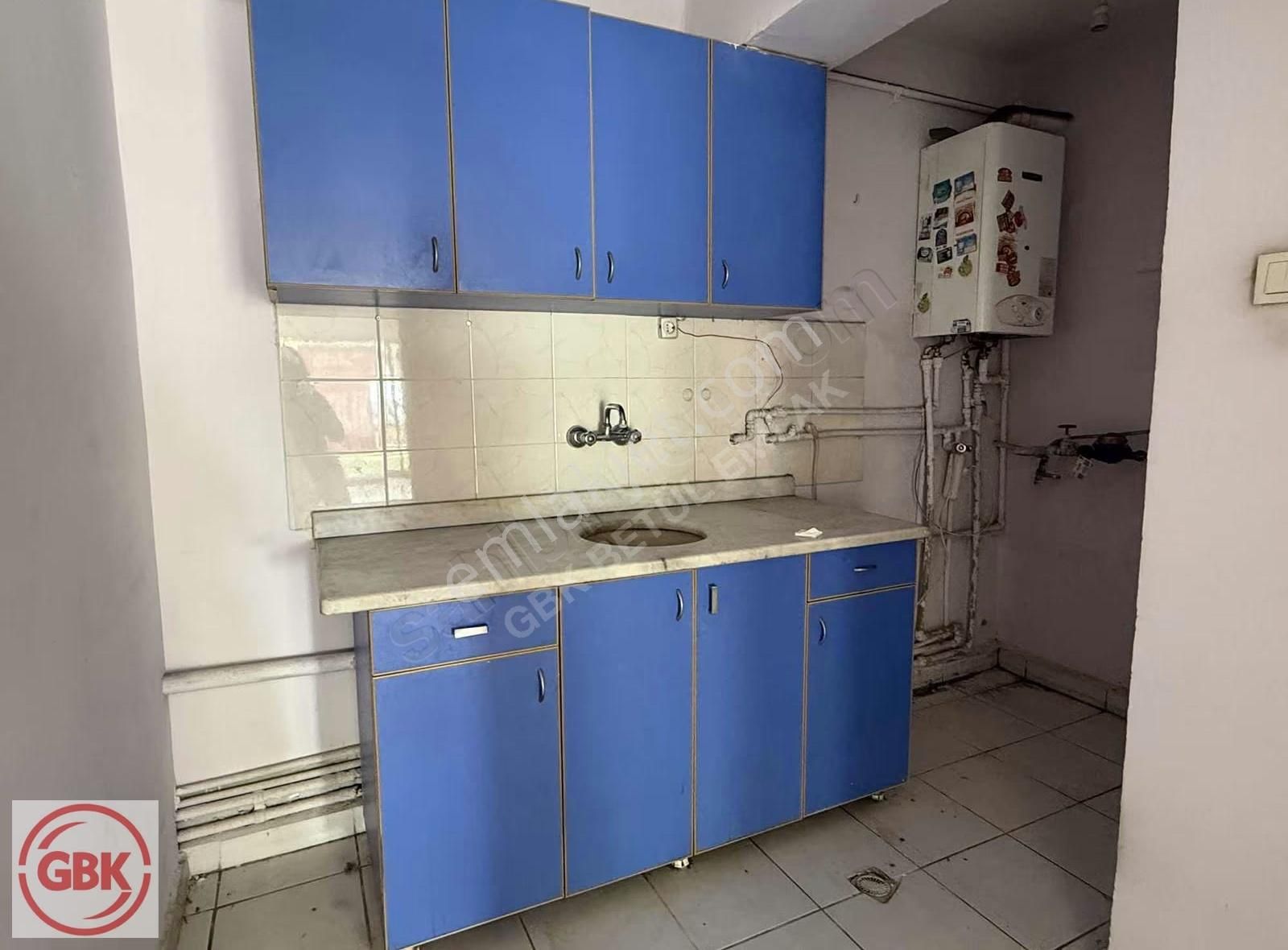 Uğur Mumcu Sokakta Prestijli İşlek Konumda Dükkan - Görsel 18