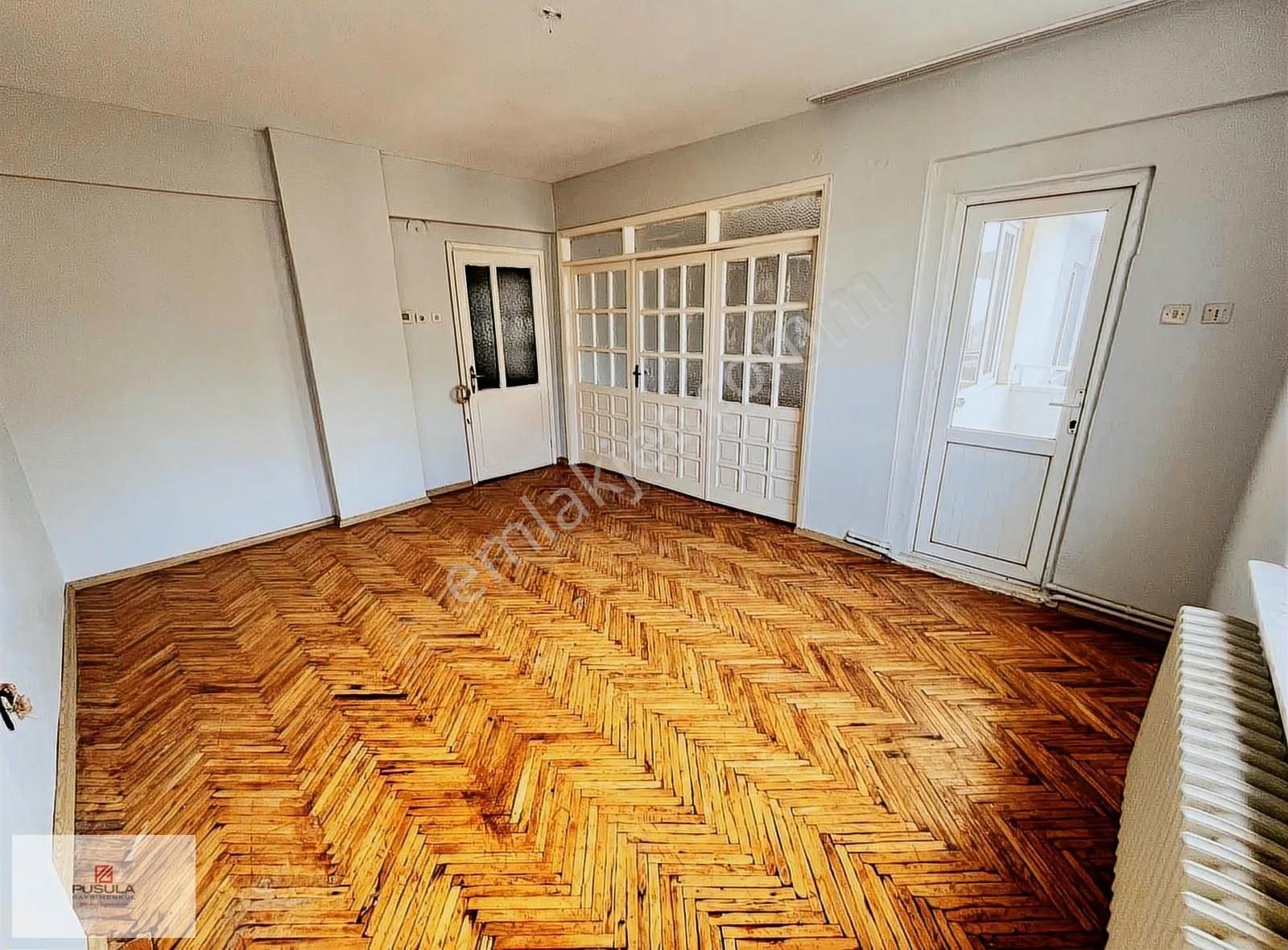 Bahçelievler Mehmetçik Caddesi Üstü Kiralık Yenilenmiş 3+1 Daire - Görsel 17