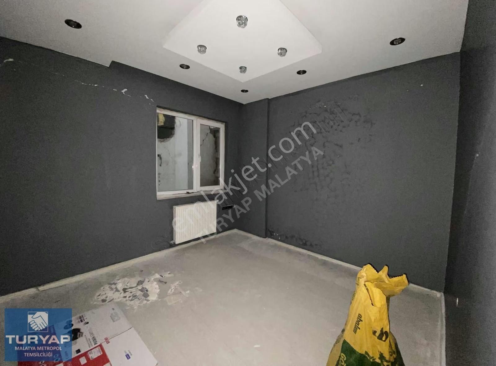 Turyap Metropol'den İstiklal Mahallesinde 2+1 Kiralık Ofis - Görsel 3