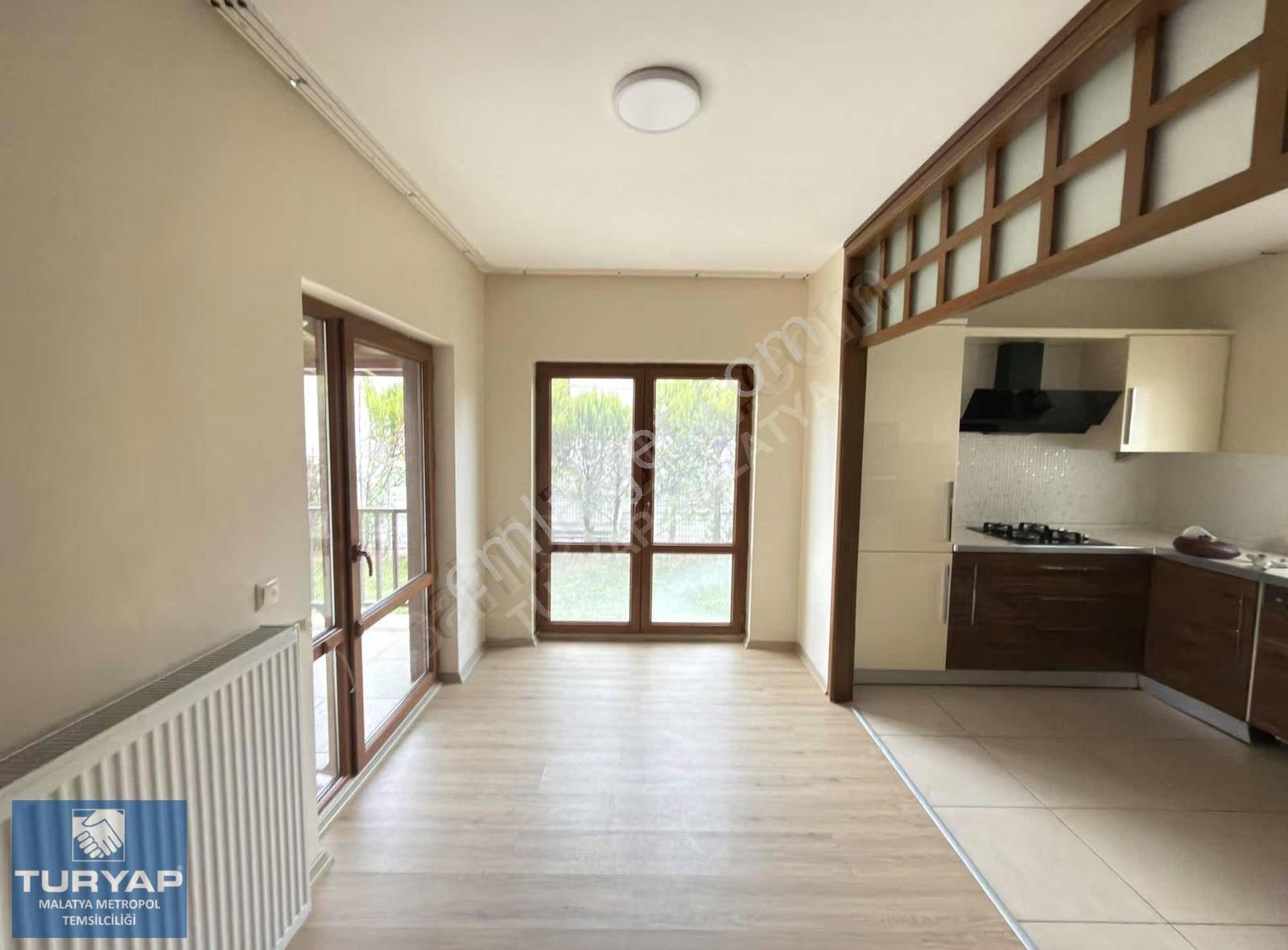 Turyap Metropol' Den Bahçesaray Konakları'nda Satılık 3+1 Villa - Görsel 14