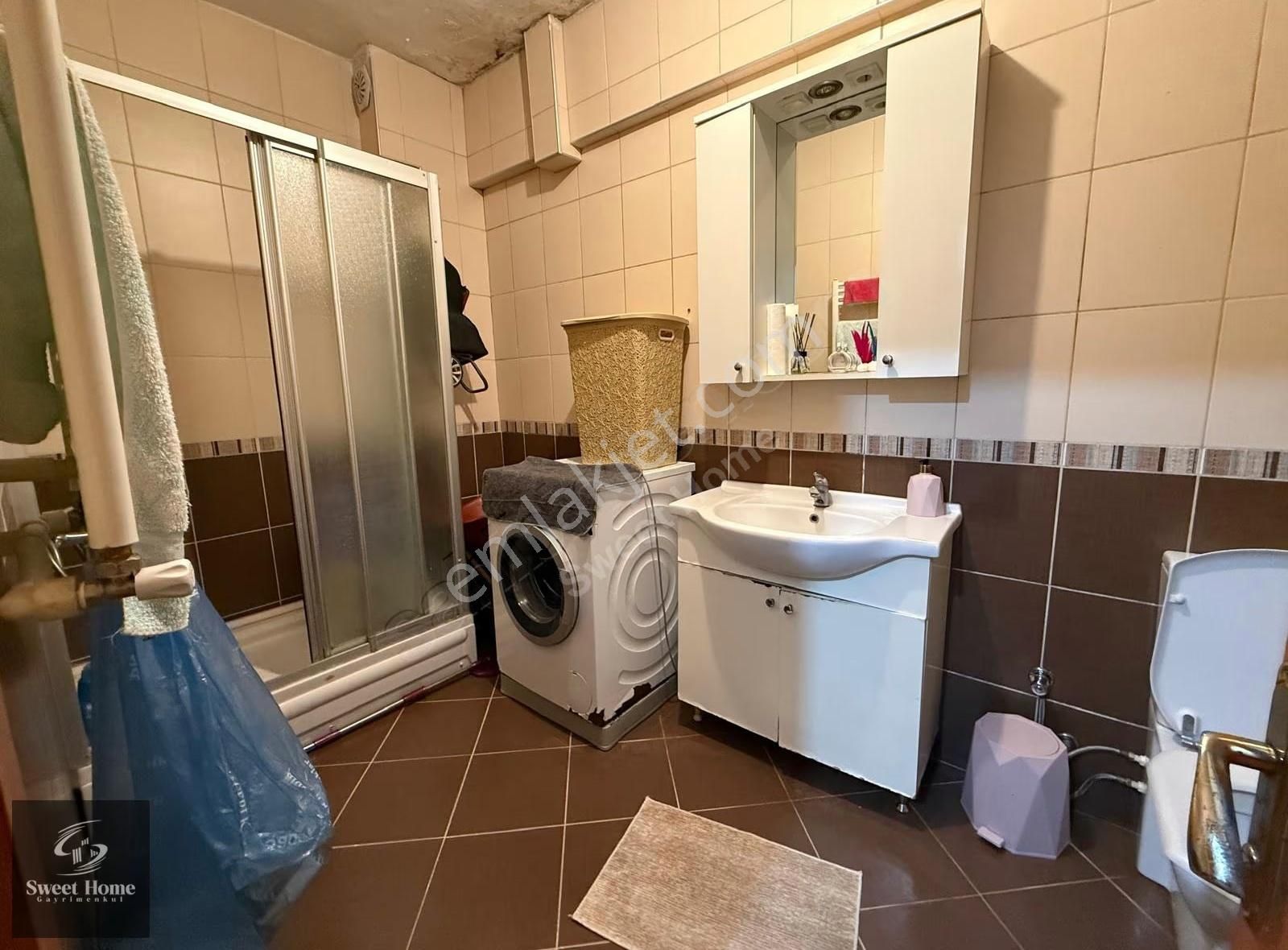 Kentseli Görüşülen Binada Geniş 107 M2 Net Daire 2+1 - Görsel 4