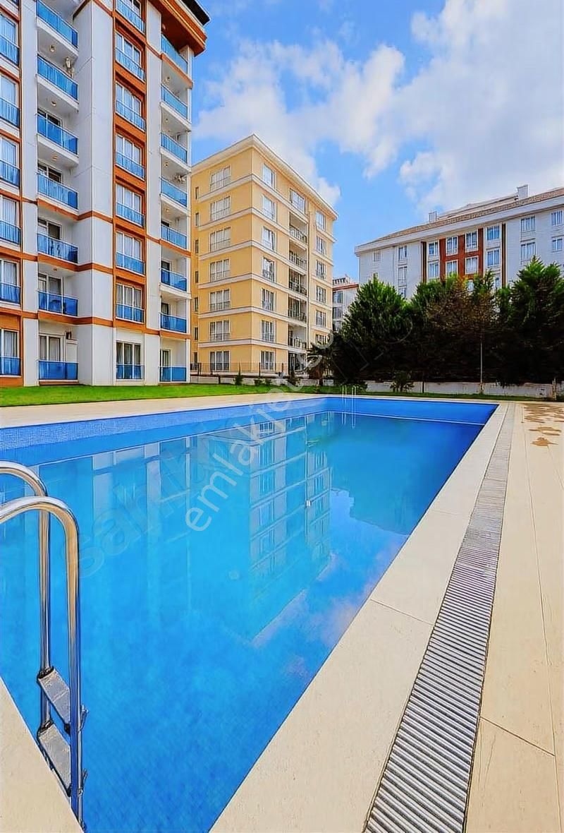 Adnan Kahvecide Kapalı Pazara 300 Metre Kelepir Daire