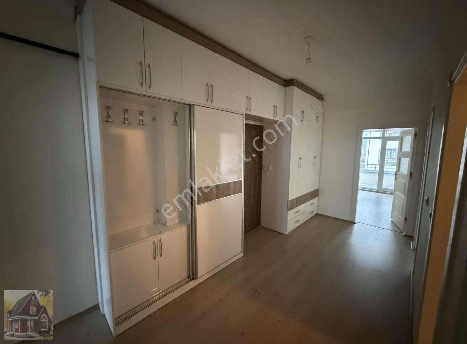 Sadi Irmak Caddesinde Geniş Kiralık Daire - Görsel 11