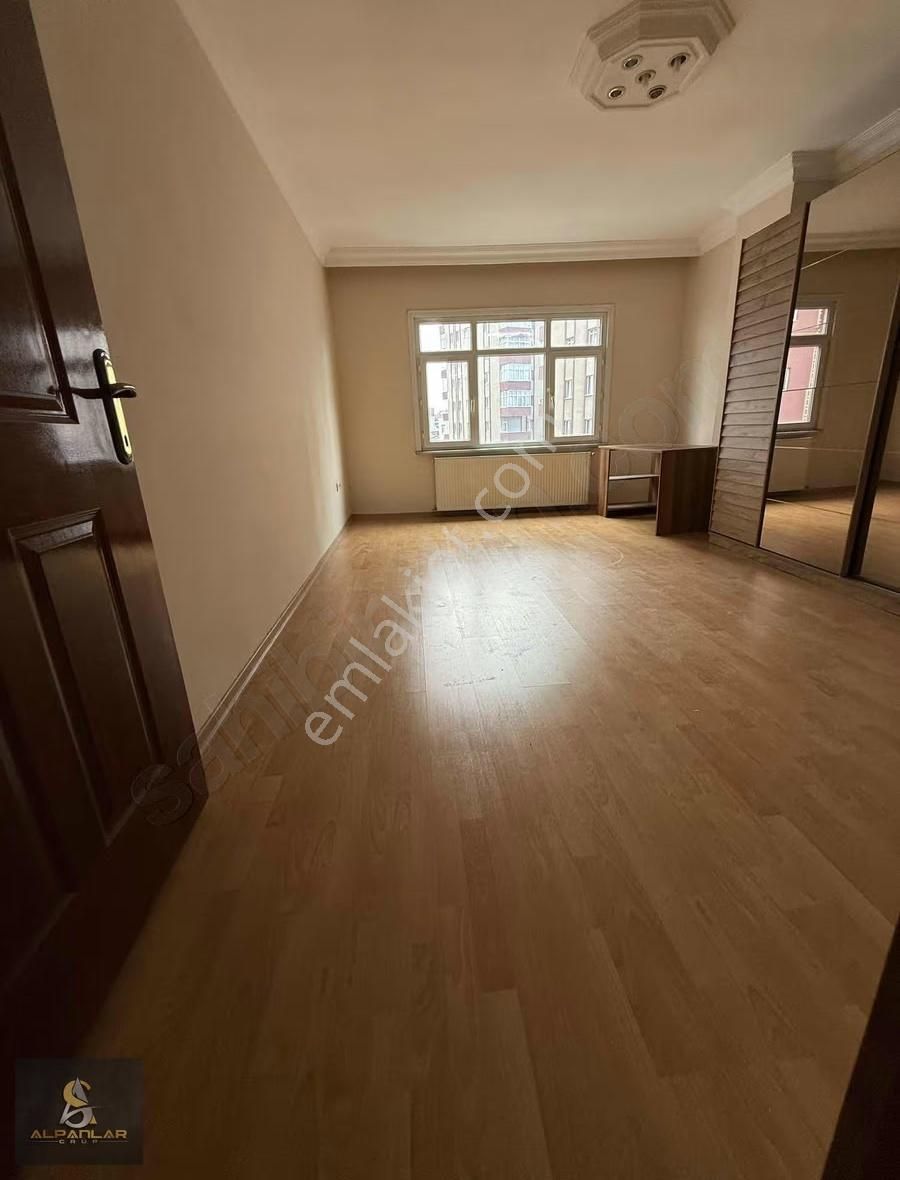 Halkalı Merkez Mah. 3+1 Kiralık 175m2 Ful Şehir Manzaralı Daire - Görsel 10