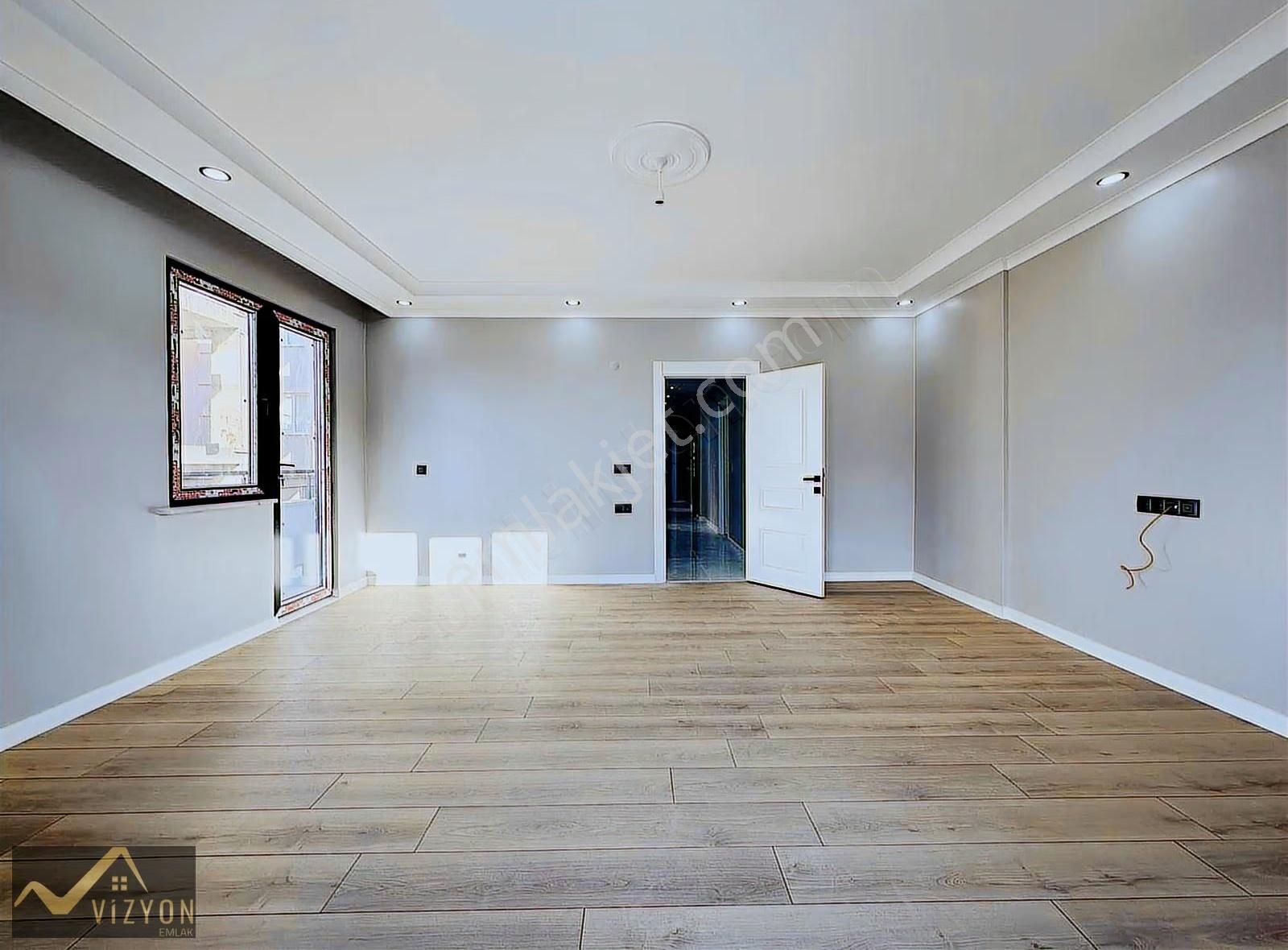 Tuzla Caddesinde Emsalsiz Asansörlü 130 M2 3+1 Ultra Lüx Ara Kat - Görsel 15