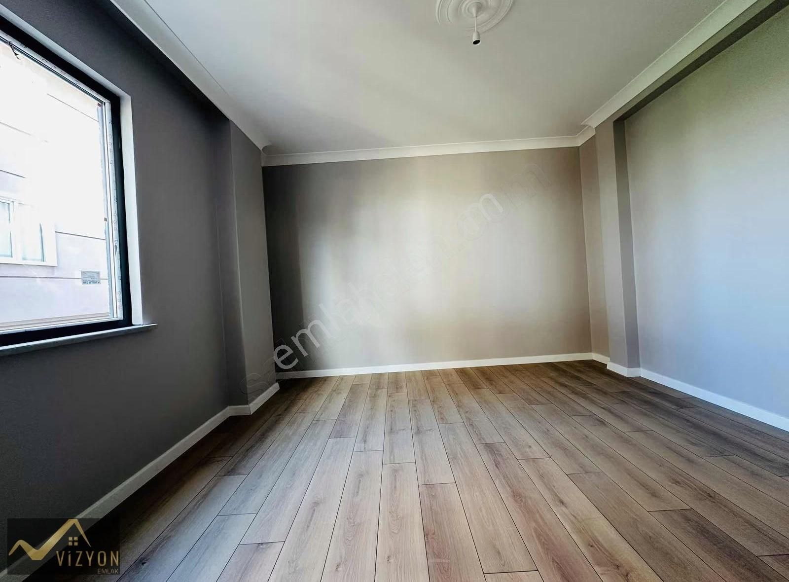 Tuzla Caddesinde Emsalsiz Asansörlü 130 M2 3+1 Ultra Lüx Ara Kat - Görsel 3