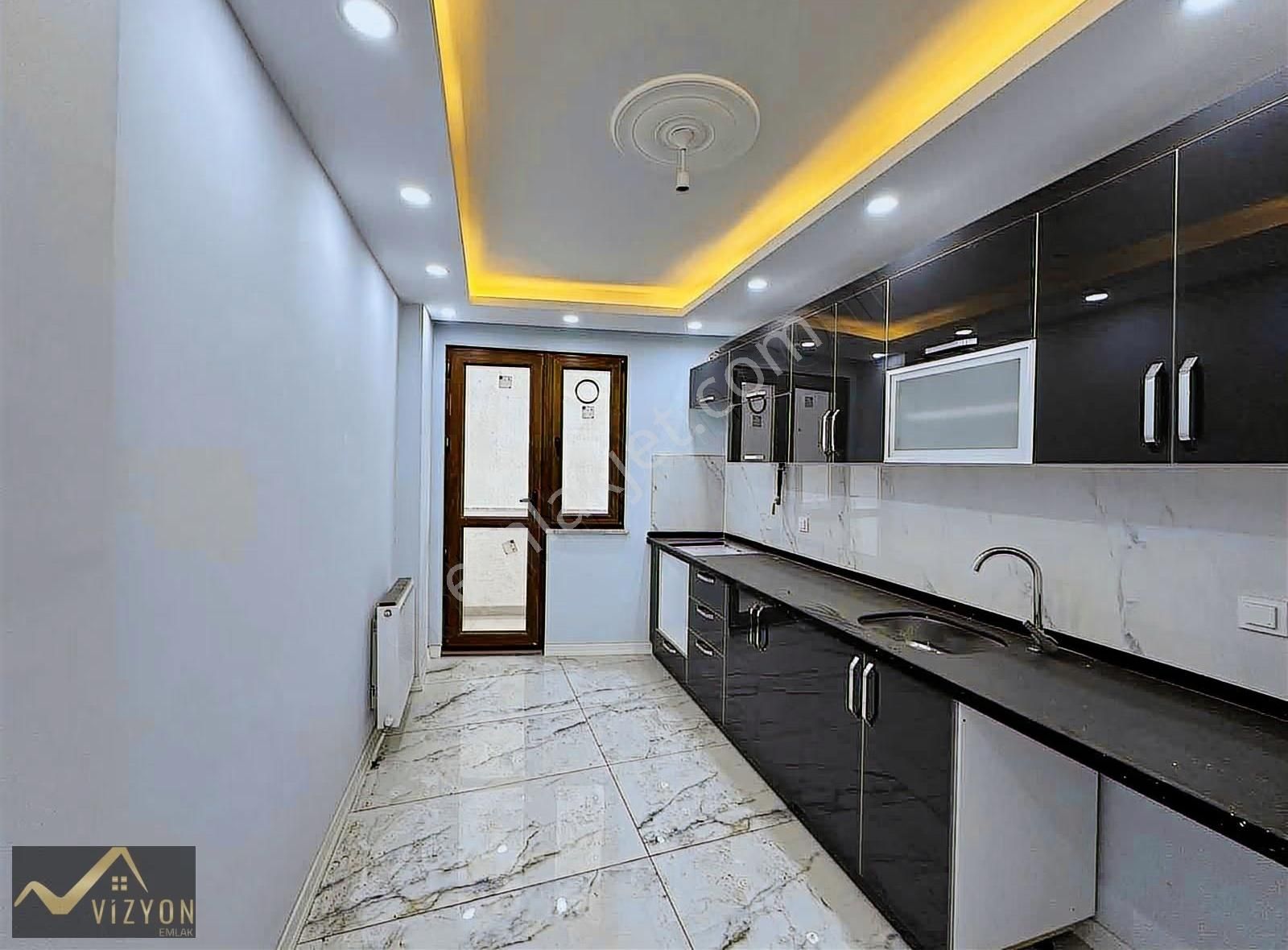 Tuzla Caddesinde 3+1 | 115 M² Prestijli Ara Kat Asansörlü - Görsel 17