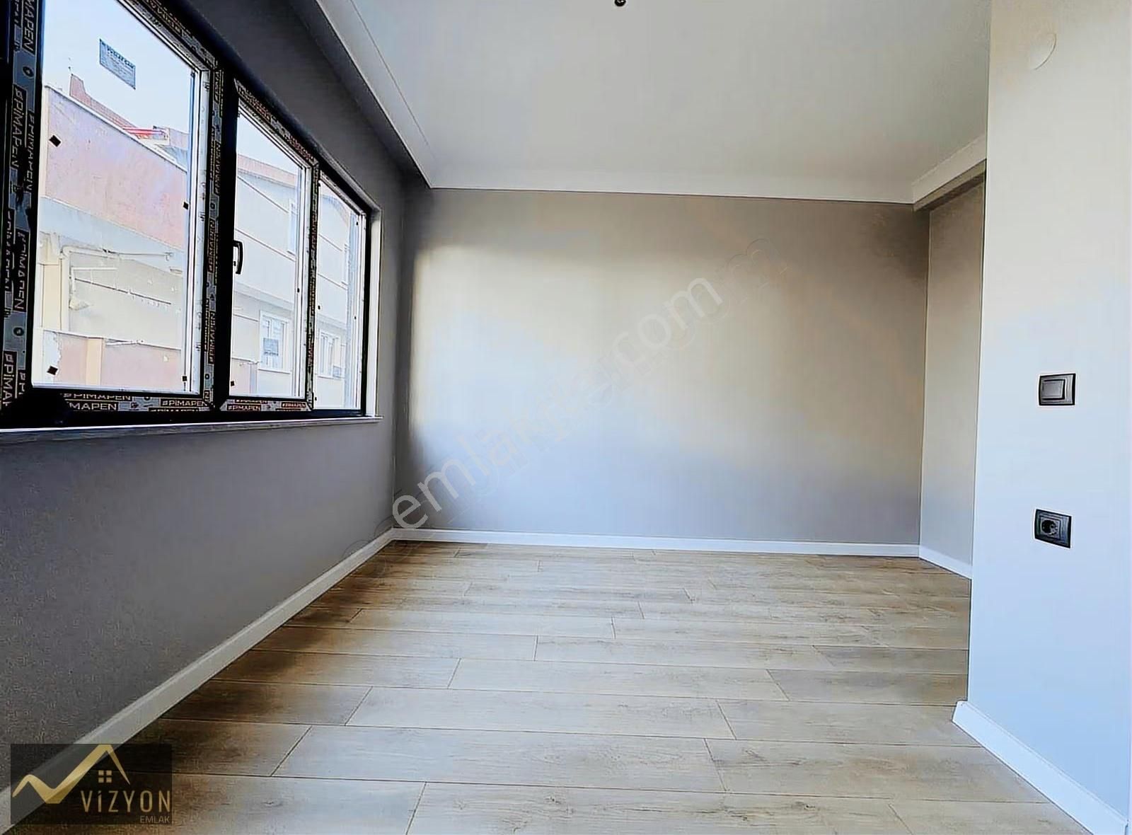 Tuzla Caddesi Üzeri Deniz Manzaralı Asansörlü 4+1 Dublex 175 M2 - Görsel 3