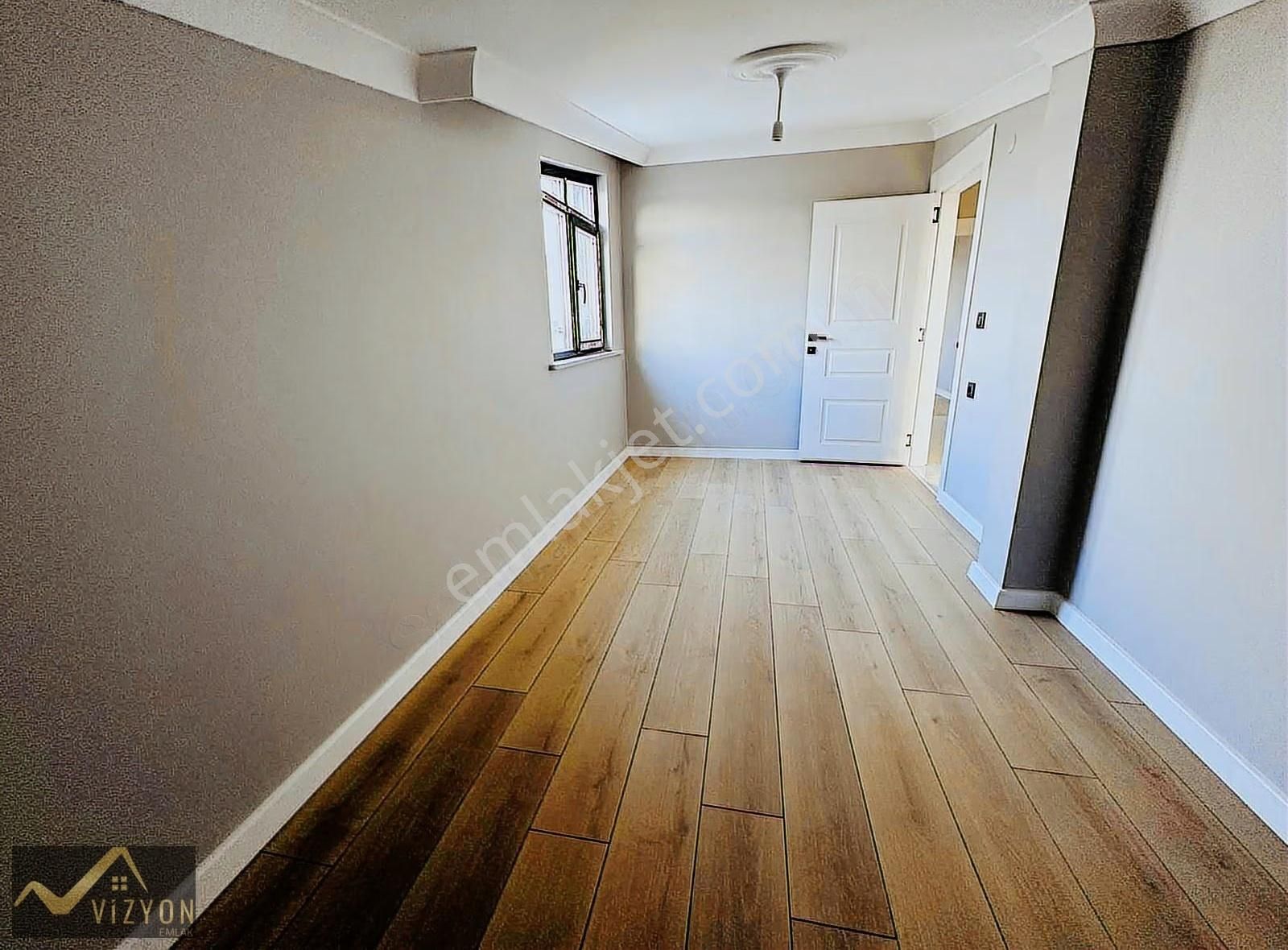 Tuzla Caddesi Üzeri Deniz Manzaralı Asansörlü 4+1 Dublex 175 M2 - Görsel 29