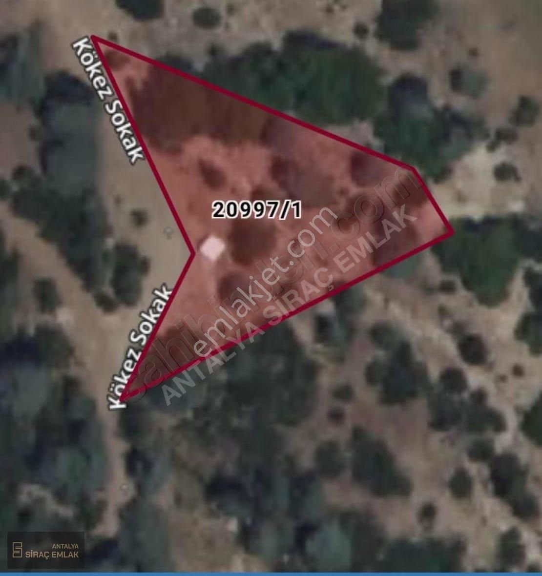 Konyaaltı Yarbaşçandırda Satılık Tek Tapu 1400m2 Arsa