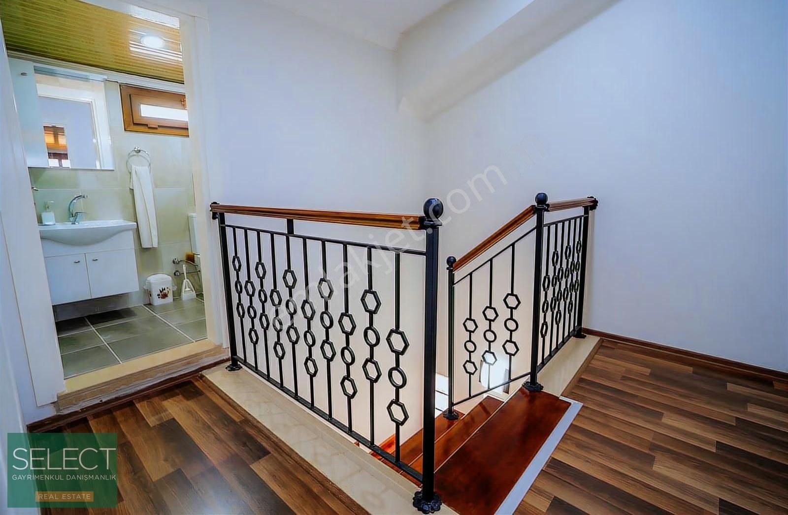 Marmaris Armutalanda Satılık 4+1 Kapalı Otoparklı Villa - Görsel 17