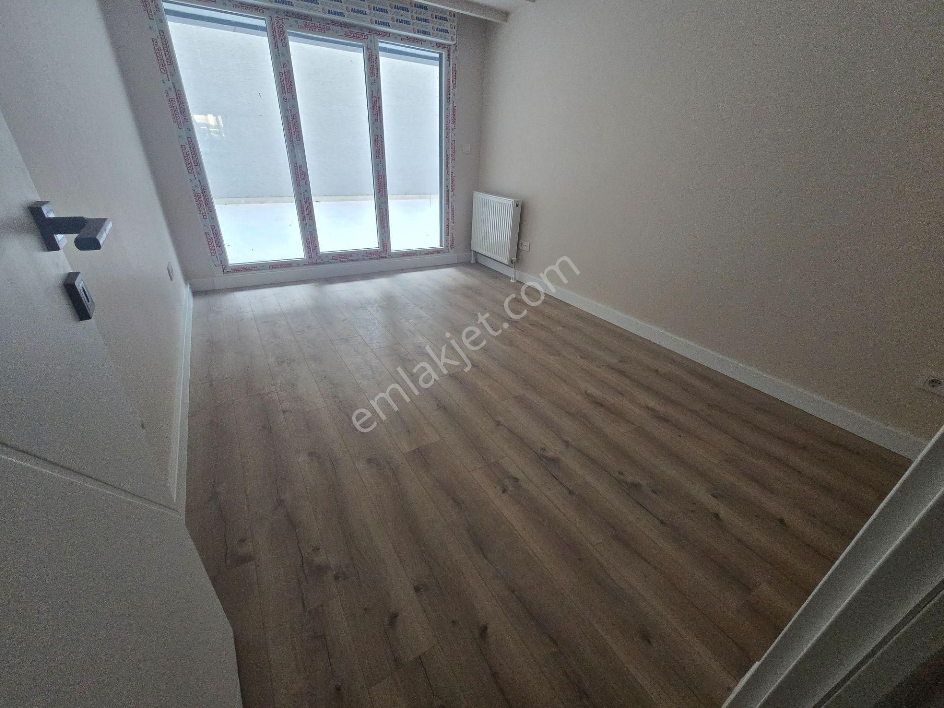 Metro Karşısı Sıfır Bina Otoparklı Ofis / İşyerine Uygun Fırsatt - Görsel 10