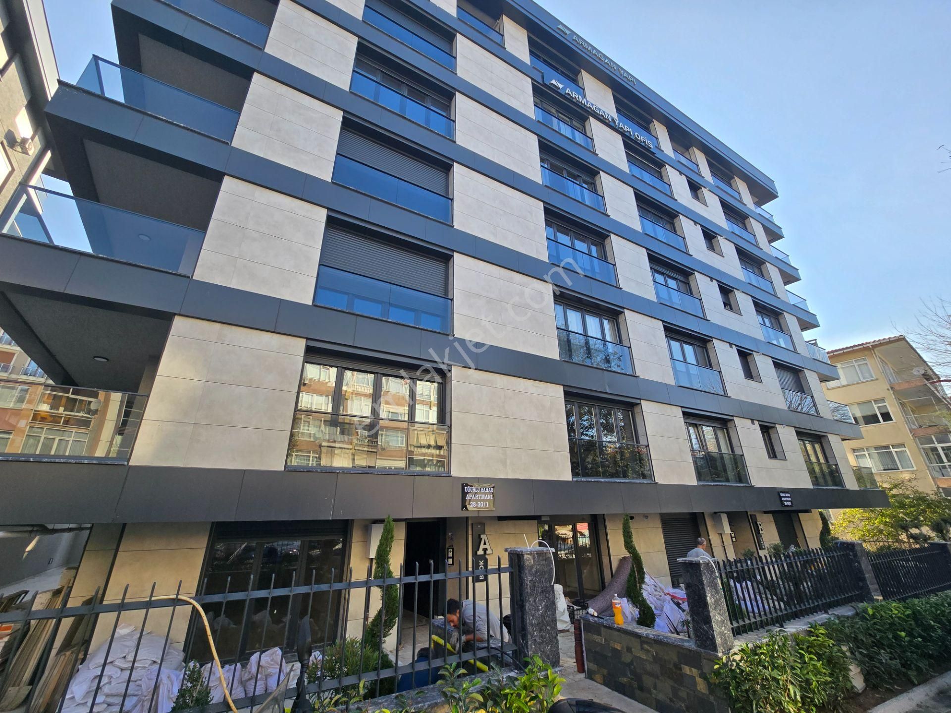 Metro Karşısı Sıfır Bina Otoparklı Ofis / İşyerine Uygun Fırsatt - Görsel 35