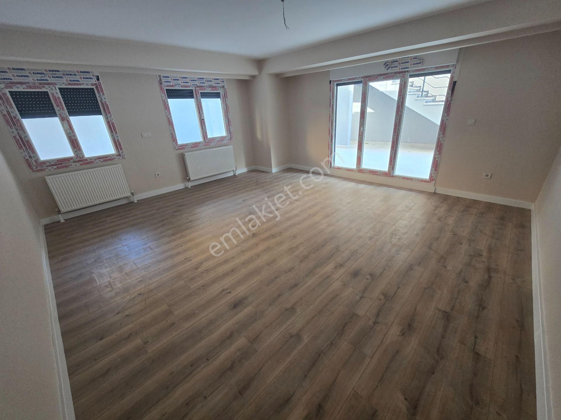 Sıfır Bina Konum İtibari İle Ofis/büro İçin İdeal Fırsatt Daire - Görsel 14