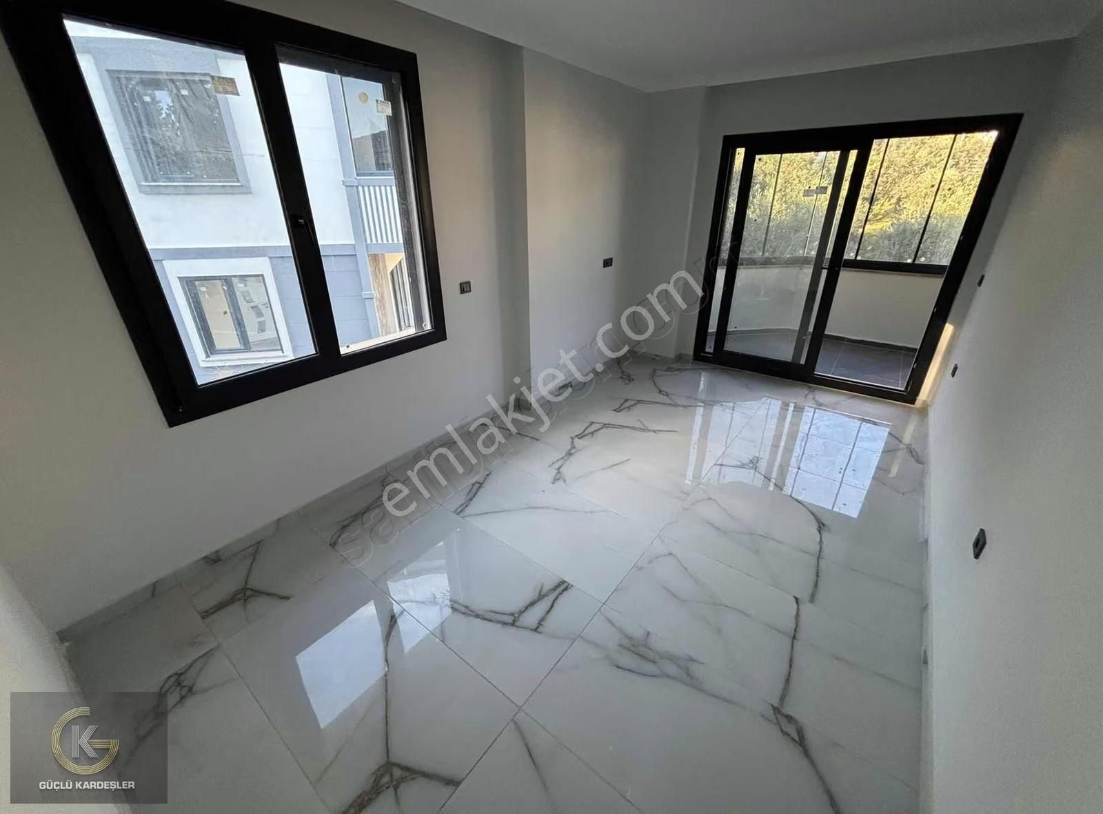 Güçlü Kardeşler Altınolukta Manzaralı Lüks Villalar - Görsel 19