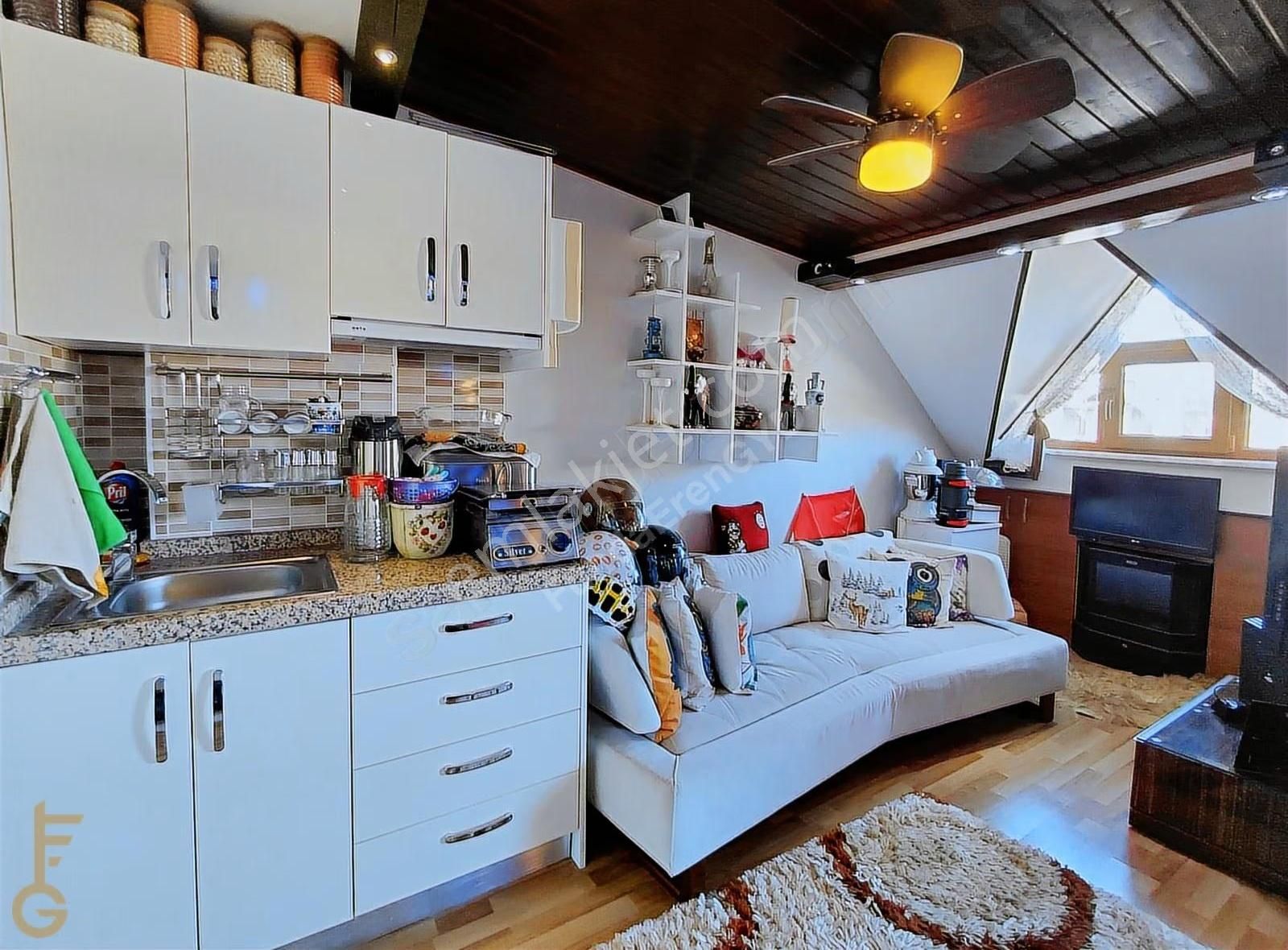 3katlı Butik Binada Teraslı Dubleks Kadıköy Hasanpaşa İkbaliye - Görsel 2