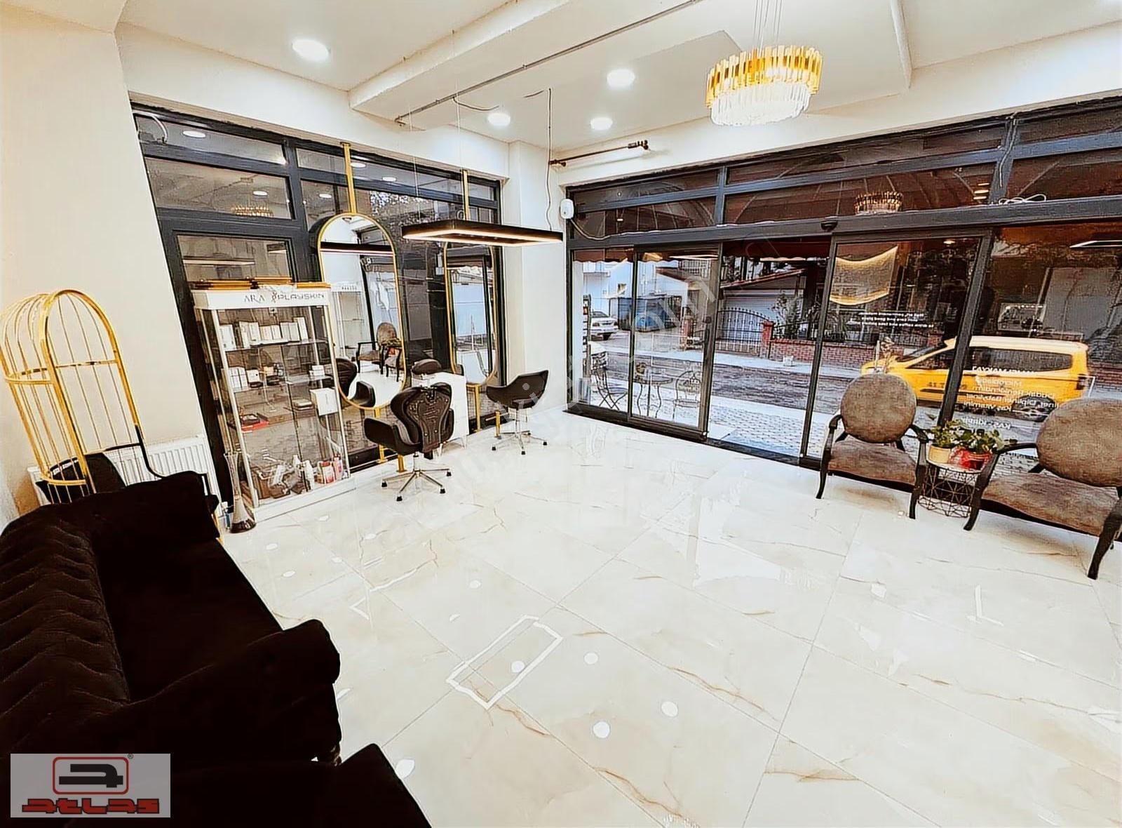 Yahya Kaptan Kuaför Ve Güzellik Salonu - Görsel 23