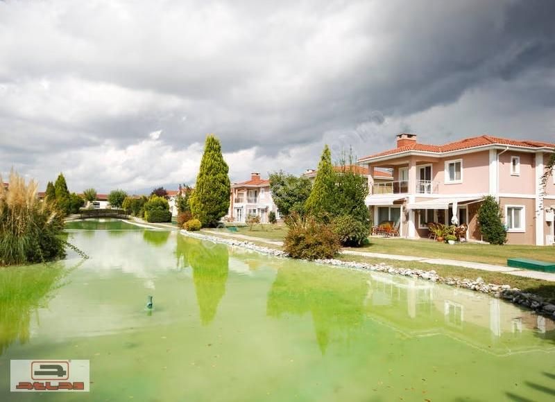 Atlas'tan Villam 1 Sitesi'nde Kiralık D Tipi 3+1 120 M2 Villa - Görsel 2