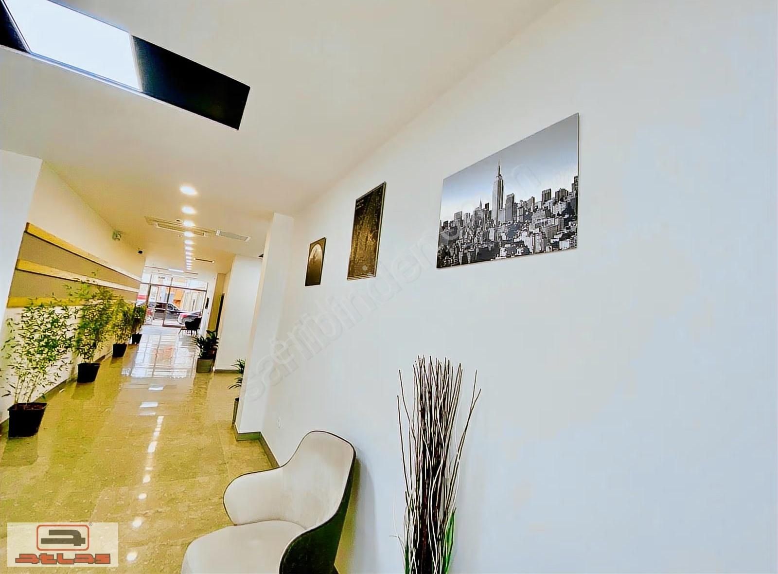Atlas Emlak Satılık Ofis İşyeri Tamgün Plaza Yahya Kaptan - Görsel 5