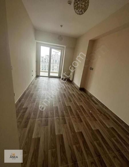 Anka Dan Venezia Da Avm Mnz Balkonlu Satılık 1+1 Fırsat Daire - Görsel 14