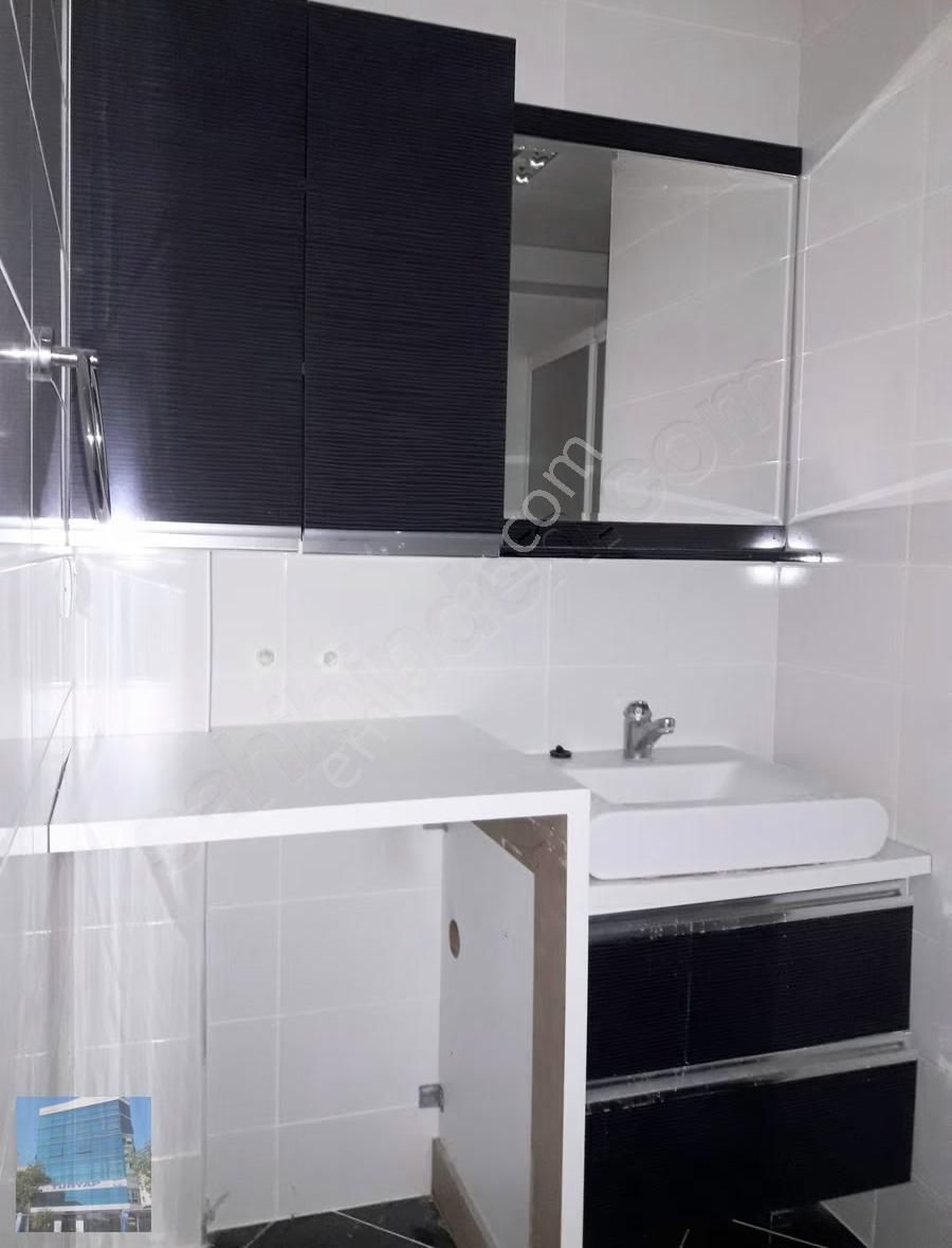 Bayraklı Adalet Mah. Ciritoğlu Sitesi Kiralık 3+1 Daire - Görsel 34