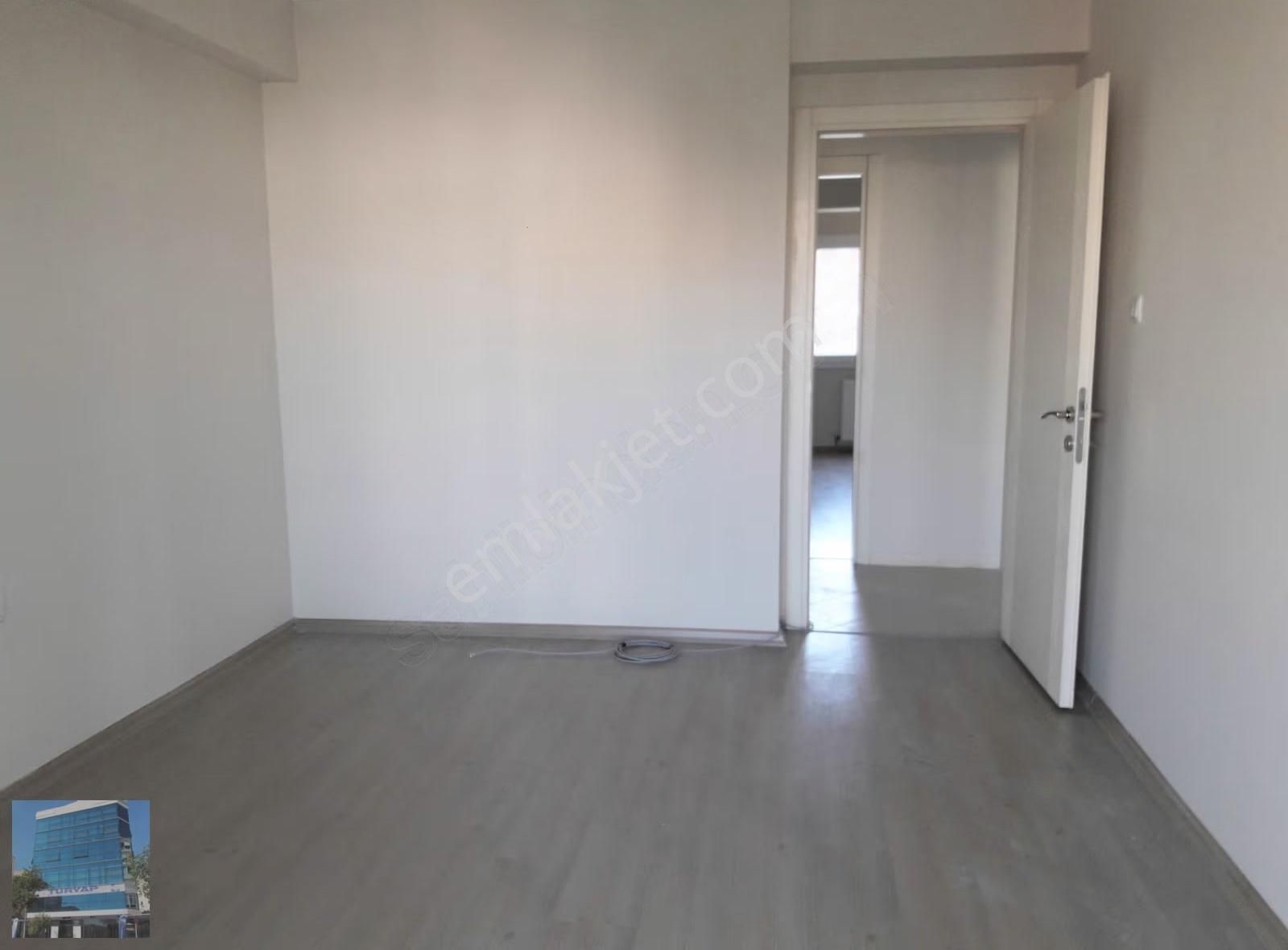 Bayraklı Adalet Mah. Ciritoğlu Sitesi Kiralık 3+1 Daire - Görsel 18