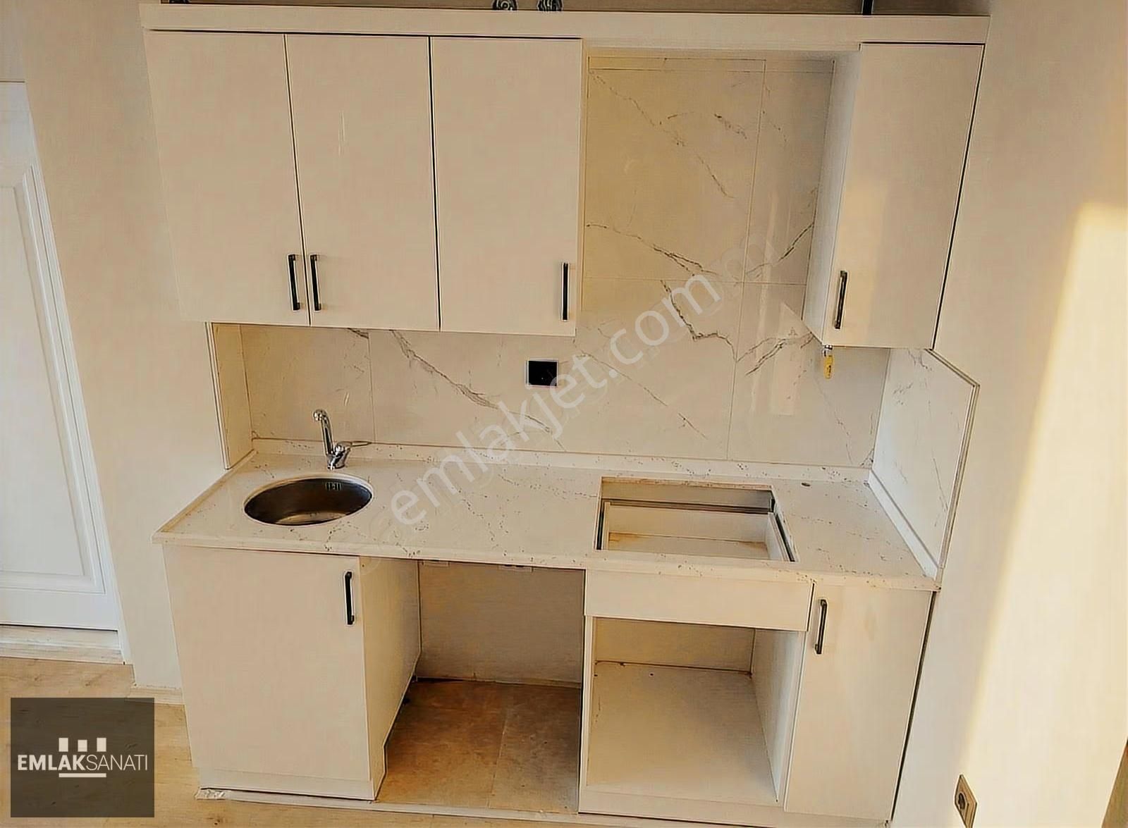 Panoramik Deniz Manzaralı - Binanın En İyi Dairesi -hemen Teslim - Görsel 11