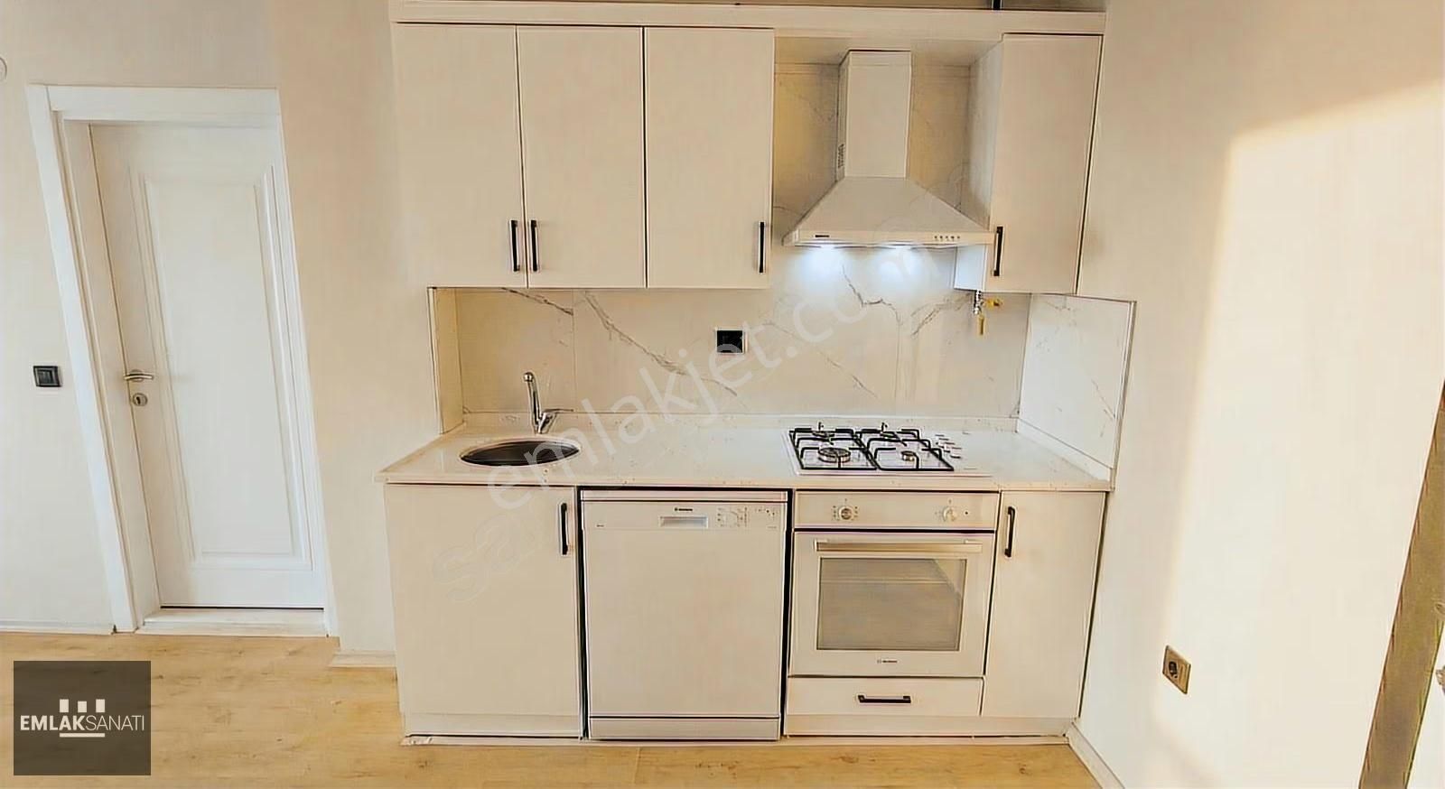 Panoramik Deniz Manzaralı - Binanın En İyi Dairesi -hemen Teslim - Görsel 14