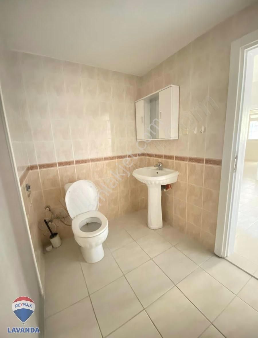 Remax Lavanda'dan Muhittin Mahallesinde Güneş Alan Kiralık Daire - Görsel 10