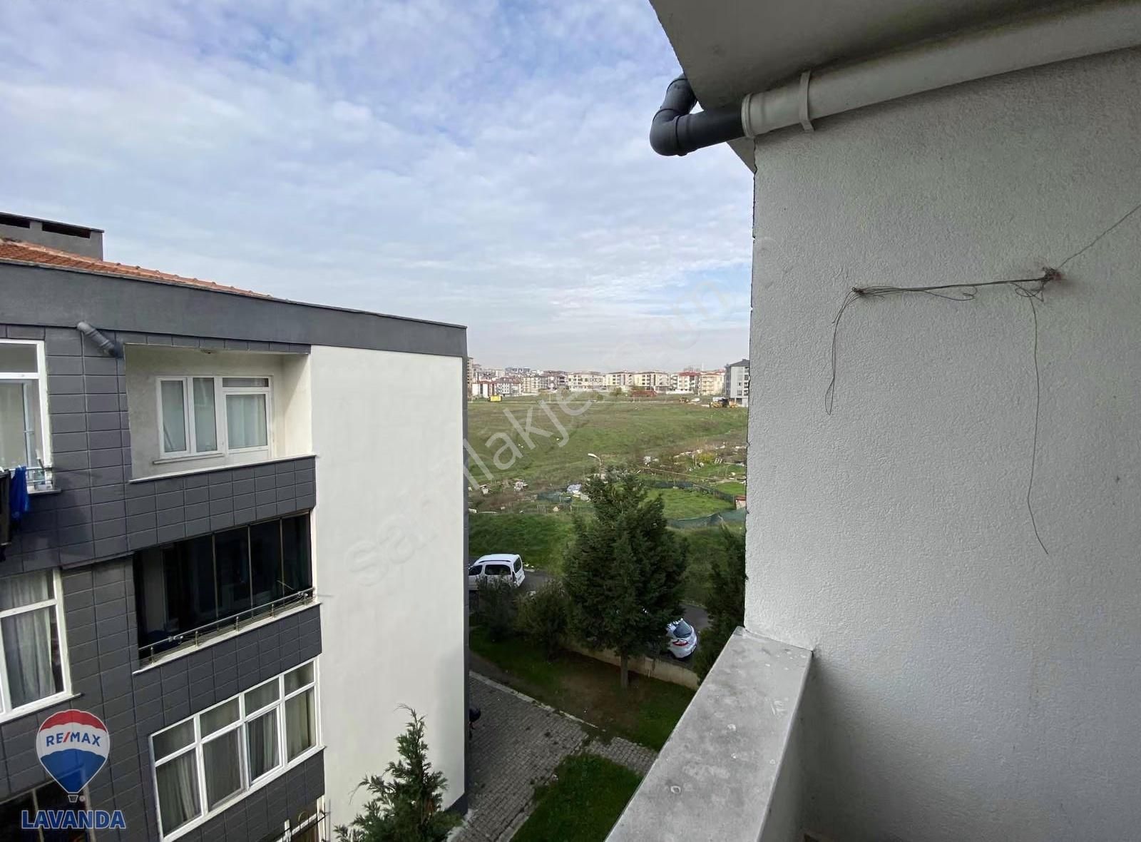 Remax Lavandadan Cumhuriyet Mah. Site İçinde 3+1 Kiralık Daire - Görsel 24