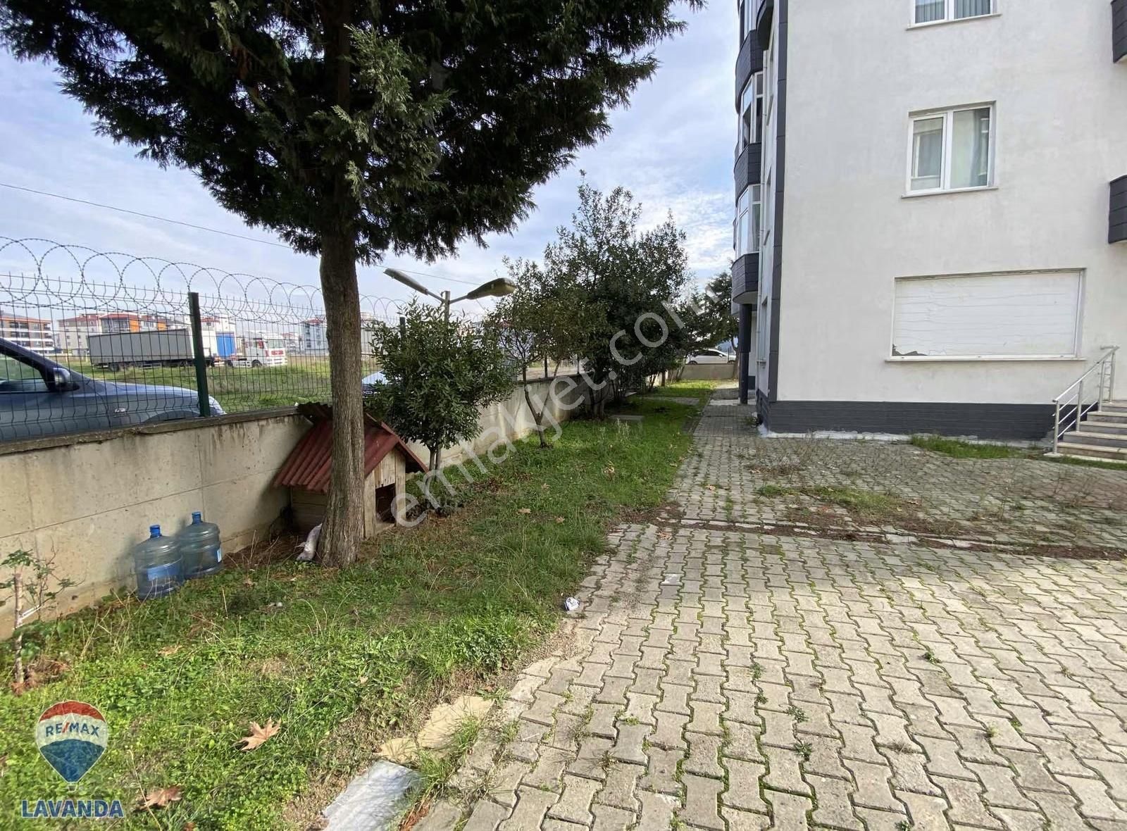 Remax Lavandadan Cumhuriyet Mah. Site İçinde 3+1 Kiralık Daire - Görsel 25