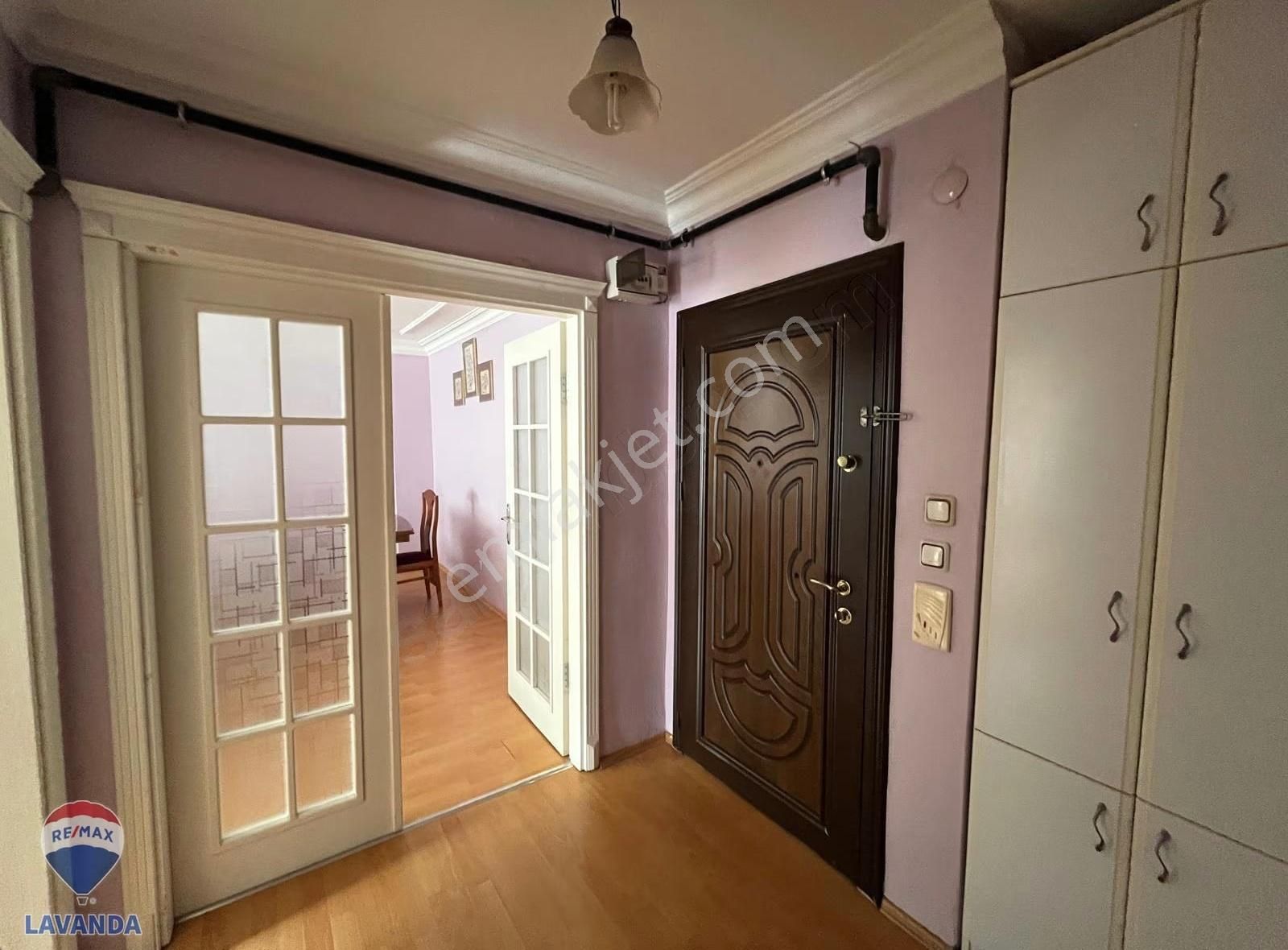 Re/max Lavanda'dan Çorlunun Tam Merkezinde 3+1 Satılık Daire - Görsel 5