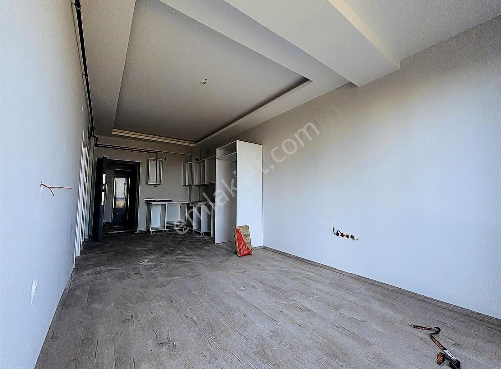 Körfez'de Deniz Manzaralı 1+1 Daire - Görsel 5