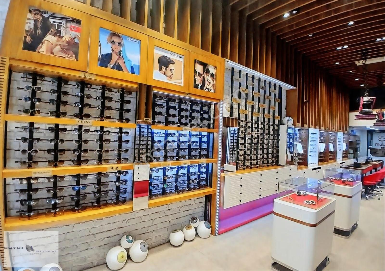 Boyut Global'den Doktorlar Caddesinde 11 Yıllık Optik Mağazası - Görsel 9